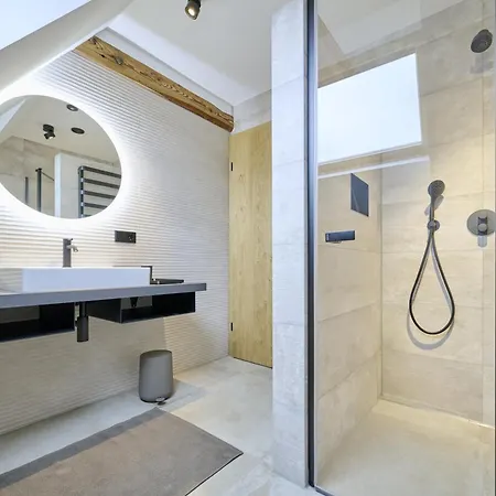 Vakantiehuis Bergforelle - Bilderbuchausblicke, Sauna Und Genussmomente In Einer Ehemaligen Kapelle *