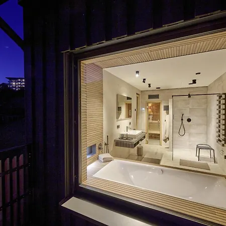 Vakantiehuis Bergforelle - Bilderbuchausblicke, Sauna Und Genussmomente In Einer Ehemaligen Kapelle *