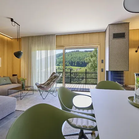 Vakantiehuis Bergforelle - Bilderbuchausblicke, Sauna Und Genussmomente In Einer Ehemaligen Kapelle Baiersbronn